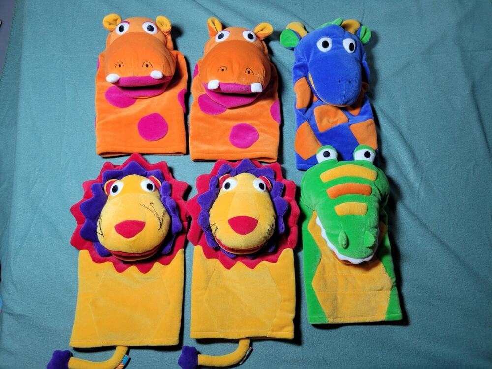 6 Gymboree vintage 1997 Lion Hand Puppet Plush Toy